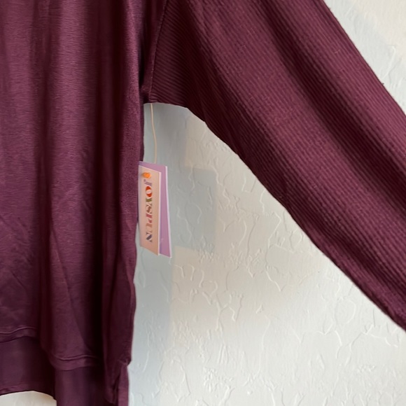 Joyspun Hacci Knit Top - Picture 8 of 11